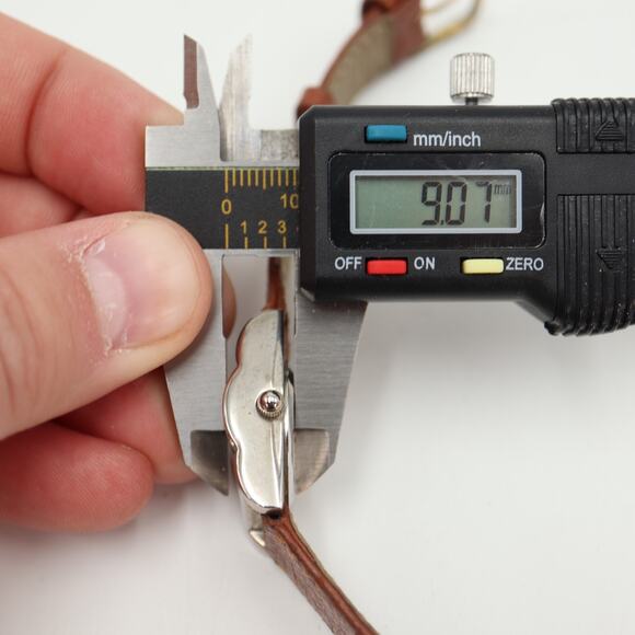 Pierre Cardin Womens 23mm MOP Rectangle Tank Dial Brown Leather Working - Picture 3 of 14